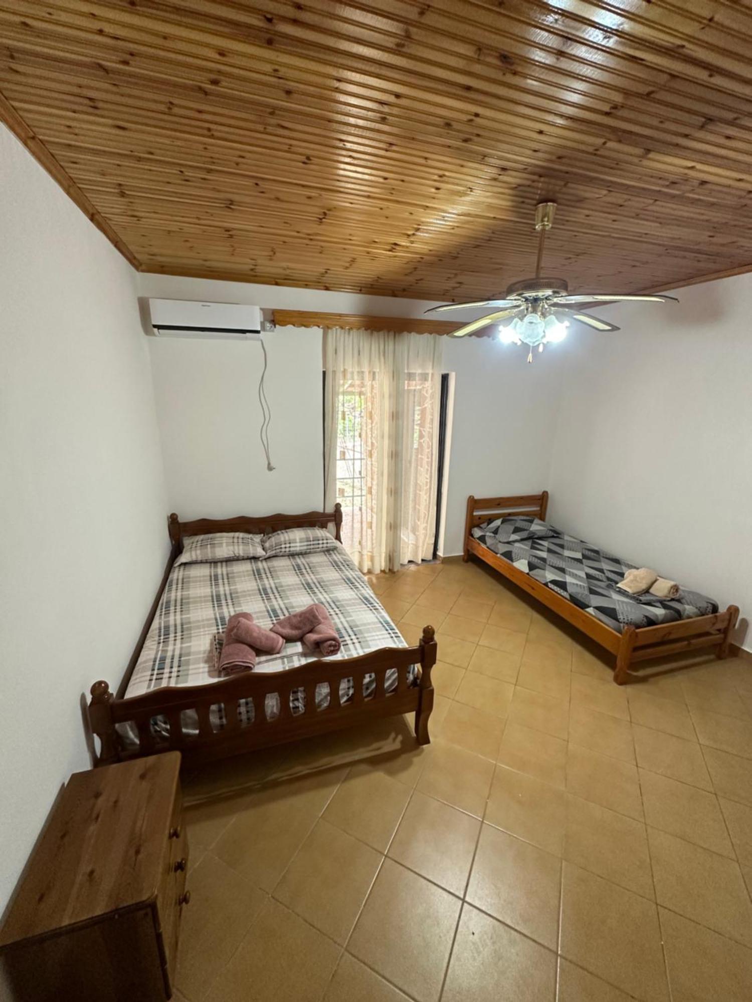 Romeo'S Guest House 2 Piqeras 외부 사진